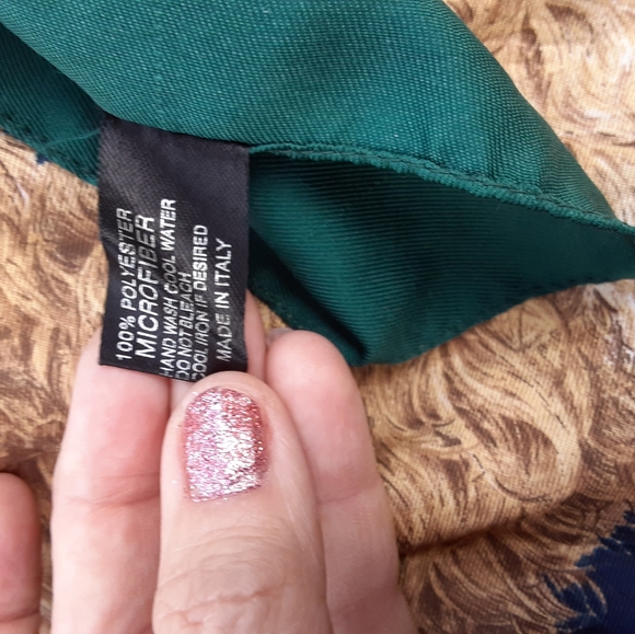 Puppy Printed Scarf Design - Picture 6 of 6